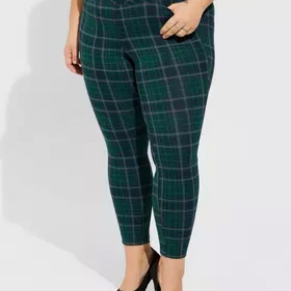 Torrid Studio Pixie Luxe Ponte Skinny Pant Size 3